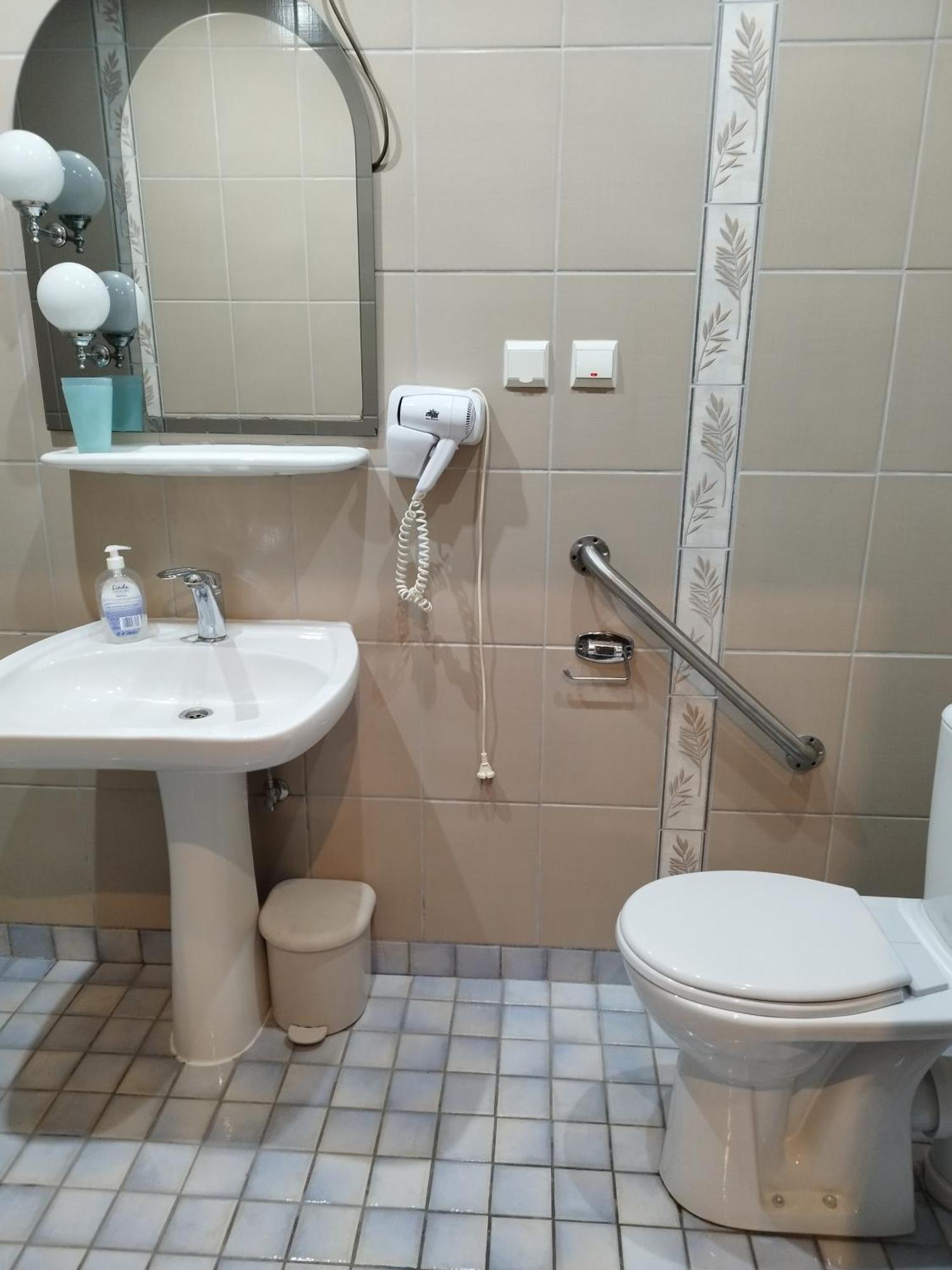 Hotel Zdrojewo Nowe Rum bild